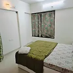 Bamboo Stays Vibrant 2Bhk Apt Nr Jupiter Hsp
