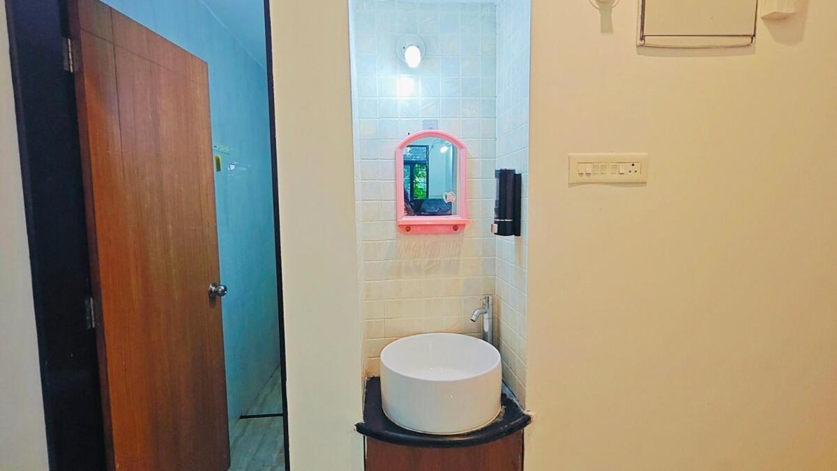 Apartment Bamboo Vibrant 2bhk Nr Jupiter Hsp *