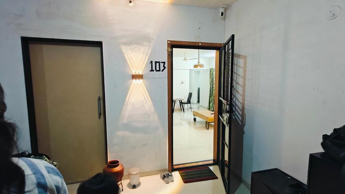 Bamboo Vibrant 2bhk Nr Jupiter Hsp *