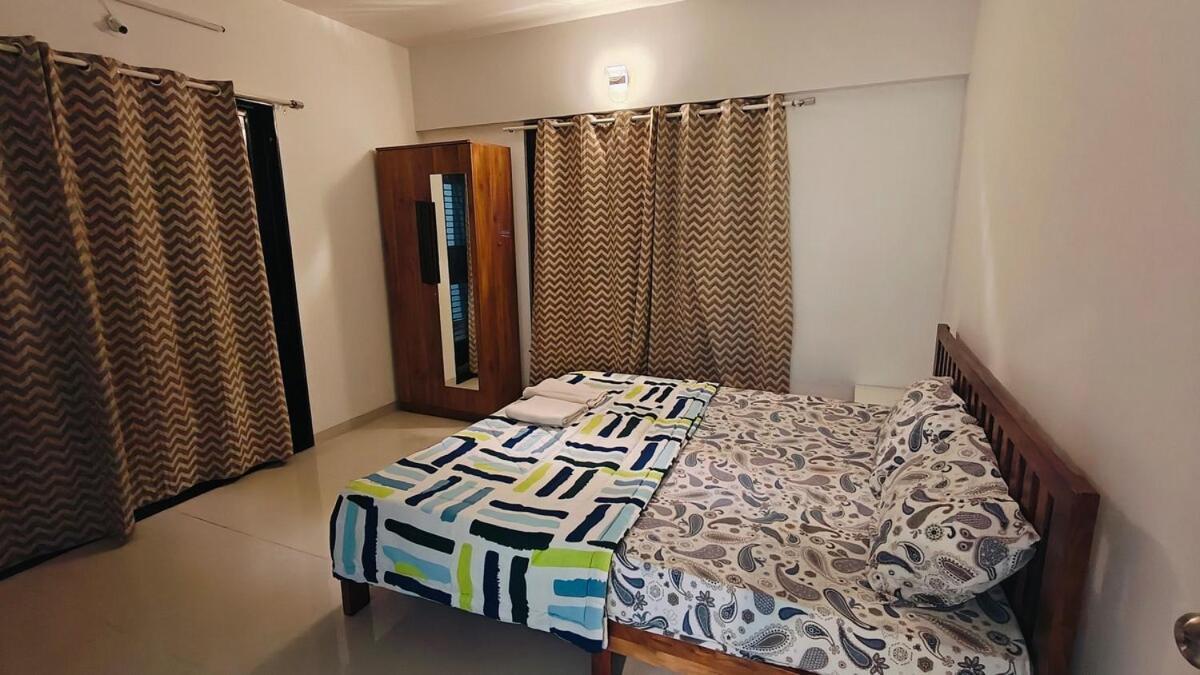 Bamboo Vibrant 2bhk Nr Jupiter Hsp * Pune