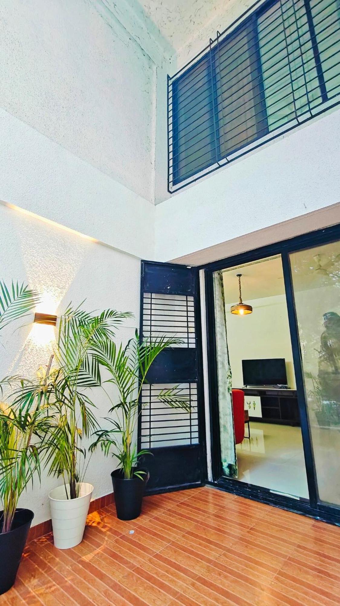 Apartment Bamboo Vibrant 2bhk Nr Jupiter Hsp Pune